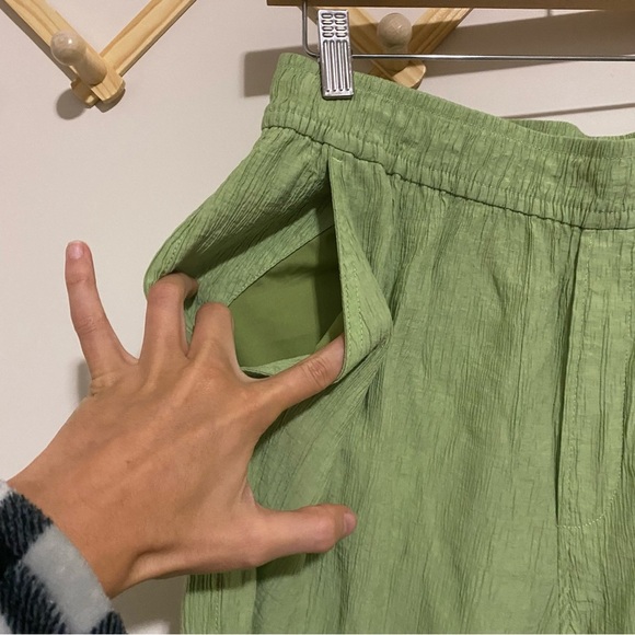 Madewell Light Green Gauzey Pants size Medium - Picture 5 of 9